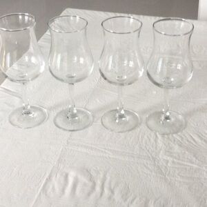 Elegant Clear Glass Set Like New
